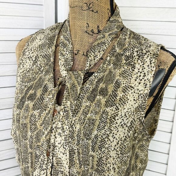 Croft & Barrow Snake Print Tie Neck Sleeveless Blouse Tan Small - Picture 5 of 11